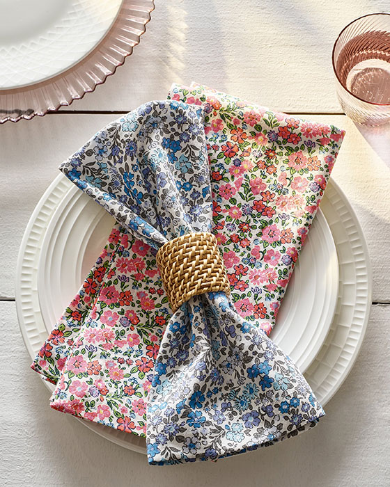 Petite-Plum-Fleur-D'Azur--AND-Fleurs-de-Rose-Napkins-S-4 Petite-Plum-Fleur-D'Azur--AND-Fleurs-de-Rose-Napkins-S-4
